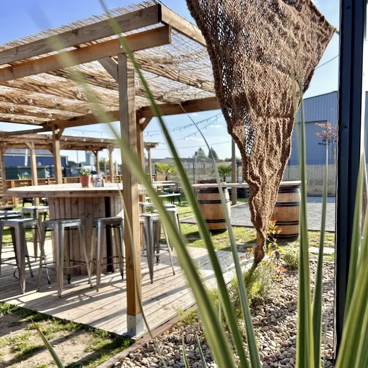 Terrasse bar Au Comptoir de l'Épicurien